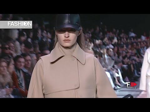 SPORTMAX Fall 2019 Milan - Fashion Channel
