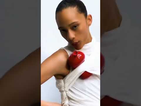 Loewe Fall/Winter 2022 FashionShow Backstage