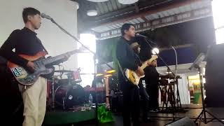 Download lagu Smile For Me - The Tigers mp3