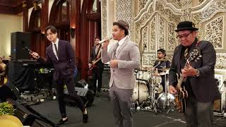 Download lagu Yovie & The Nuno - Tanpa Cinta, Mengejar Mimpi, Sempat Memiliki (#Medley #Live) mp3