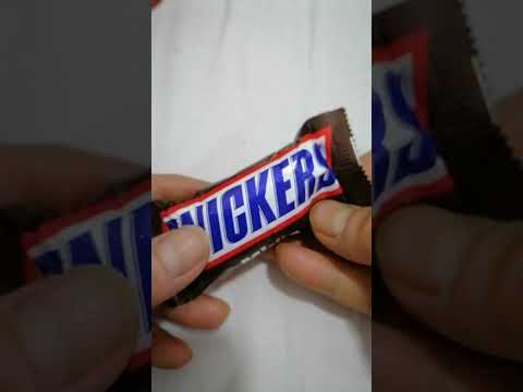 minis snickers #chocolate #bar#trending #shorts #viral #satisfying