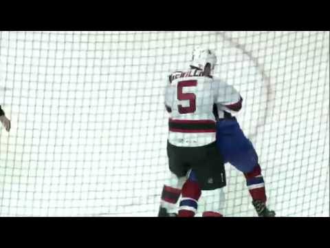 Bobby Farnham vs Andrew MacWilliam