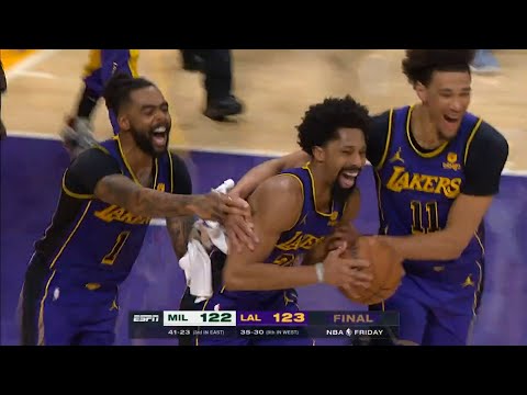 D'Angelo Russell hits game winner then Spencer Dinwiddie blocks Damian Lillard 😱