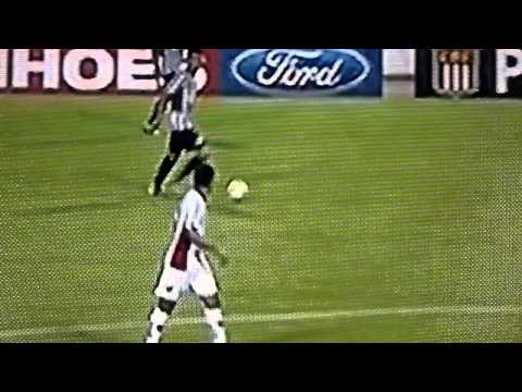 NEYMAR  ALEGA QUE FOI CHAMADO DE MACACO PELO TÉCNI