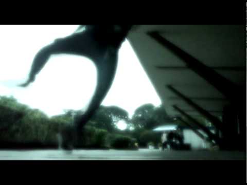 Lulu Jonas [MINI TENORIO] and SR cuca -Evolving dance - FREE STEP