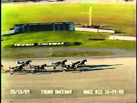 Allbentouttashape Winning 2009 Maritime Breeders Stake at Truro October 25 2009 1.58.2