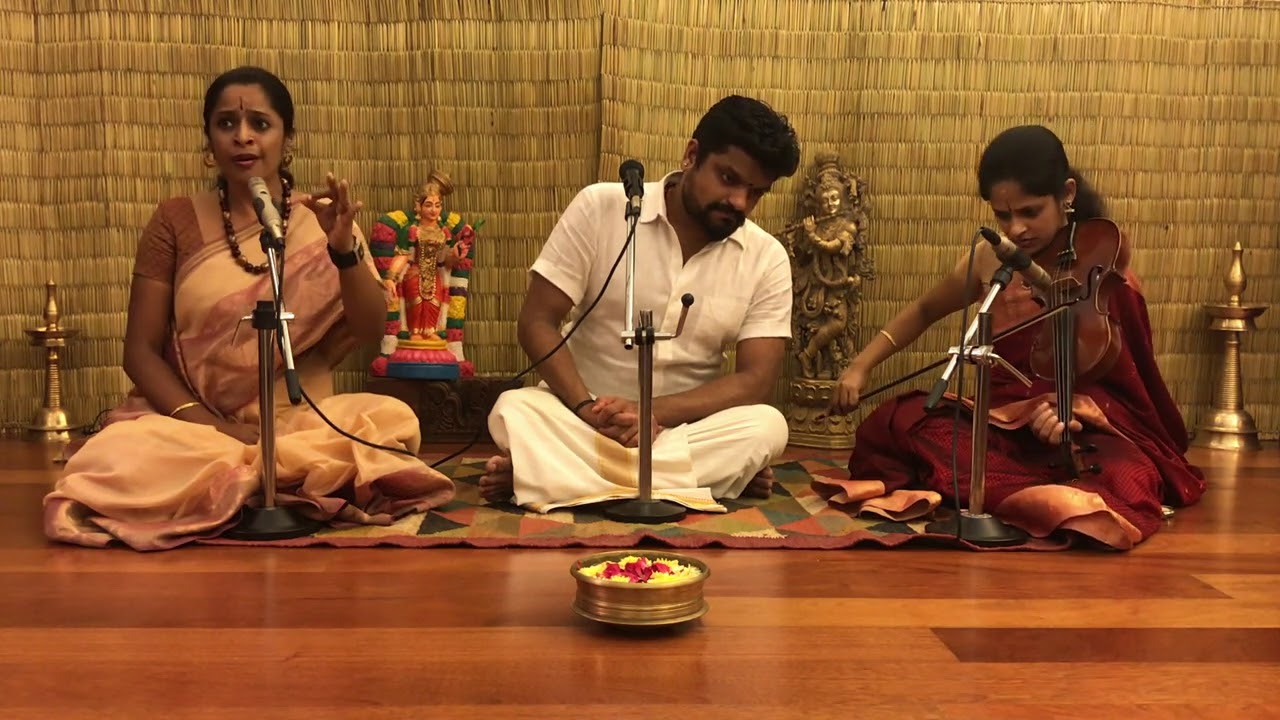 Thirupaavai Day 7, kIsu kIsenRu engum - Bhairavi - Kunnakudi Balamurali Krishna and Akkarai sisters