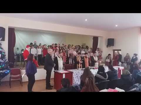 Serbare Craciun 2017- elevii din clasele 1-8 Orbeni, Bacau