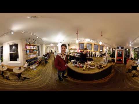 360° Speaking Video: Cafe scene