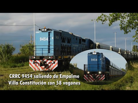 CRRC 9454 saliendo de Empalme Villa Constitucion con 58 vagones. (0744) 30-11-2025.