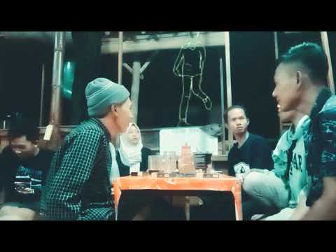 Debat antara jomblo plipir