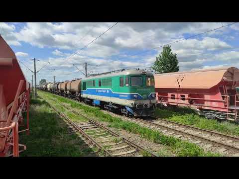 Tren de marfa Unicom Tranzit trece prin Darmanesti cu 60-0952-1 - 18.05.2022