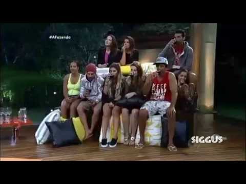 Peões se divertem em atividade com o Jogo da Imitação A Fazenda 8