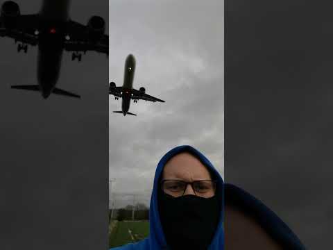 Wizz air flight W63605 landing at Luton selfie in the freezing windy wet weather