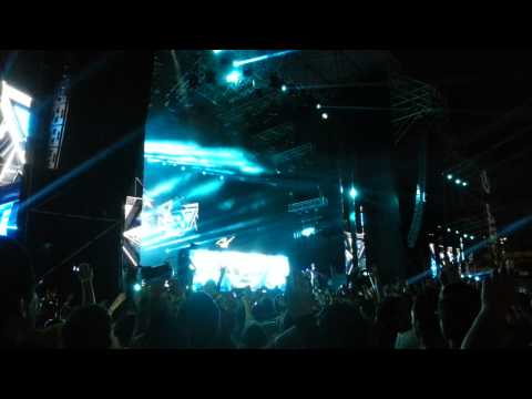Armin Van Buuren Ultra Chile 2014 - Imagine John Lennon (REBOOTED Remix, AvB Edit)