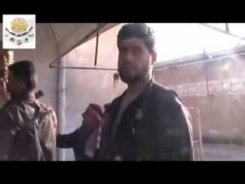 تحطيم رموز النظام بعد السيطرة على رحبة التسليح في حلب ضمن معركة فك الأسرى