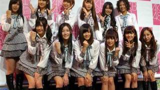 AKB48が50人集合「桜の栞」熱唱