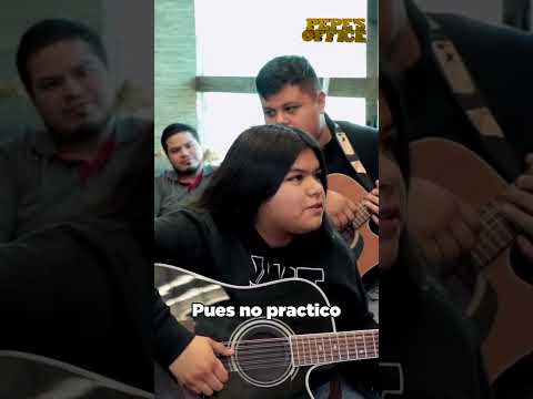 Practica 5 HORAS Lluvia Arambula #pepesoffice #pepegarza #lluviaaralmbula #shorts #youtubeshorts