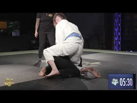 FINAL: Dain Lutz vs Corriell Brotherwood - Male Blue Belt Gi Final - Memorial Weekend Open