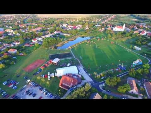 Légivideó a kónyi falunapról 1.