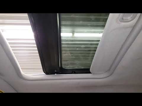 FOR SALE - 19P0619 - 2005 Ford Explorer XLT - Power Sun Roof