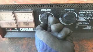 ChargeMaster 20A forklift battery charger | Image 4 - Machineryline