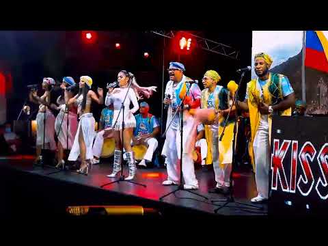 TAMBOR URBANO  GRANDES ÉXITOS EN VIVO CONCIERTO 33 ANIVERSARIO FT LOISE PARTE 2