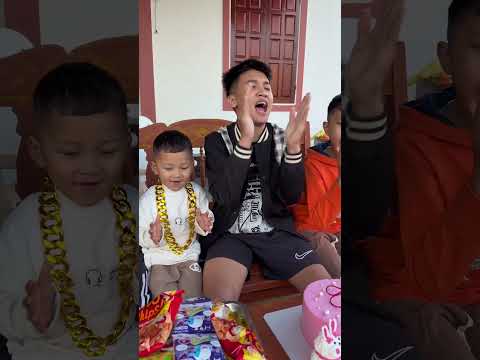 Sự khác biệt nhà giàu và nhà nghèo sinh Nhật  | Tippi Vips #tippitv