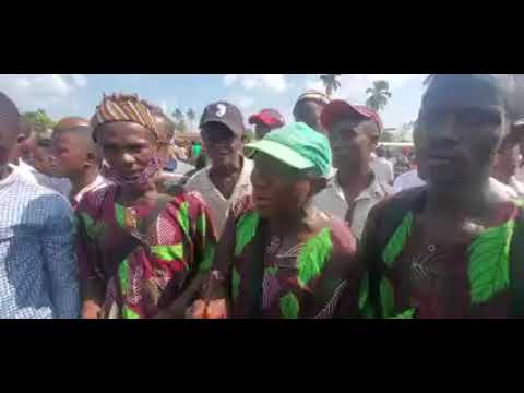 Segbwema traditional singing a praise song for the Presiedent of sierra leone