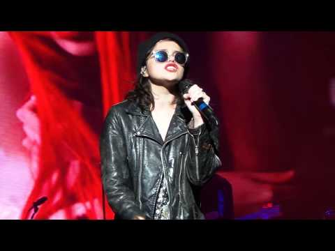 Sky Ferreira - Heavy metal heart - (Park&Suites Arena - Montpellier)