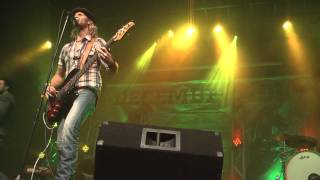 DecembeRadio-Satisfy Me