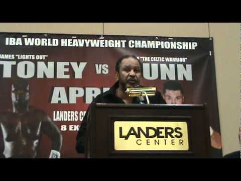 James Toney and Bobby Gunn almost get into it at press conference