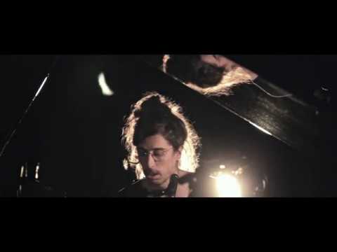 Tim Bernardes - "A História Mais Velha do Mundo  | Recomeçar" (ao vivo)