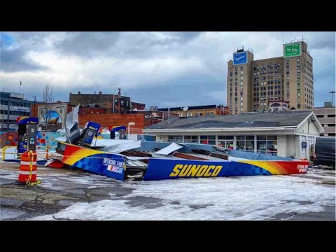 Sunoco Roof Blows off Erie Pa - result of heavy wind and snow melting on the roof, No One Was Hurt!