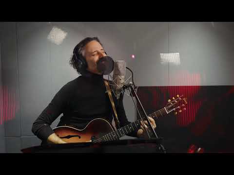 Louis-Jean Cormier nous offre Pour que tu m'aimes encore