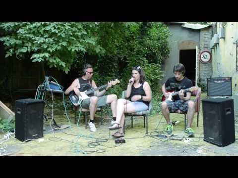 Pixelplants - Trains /acoustic version/