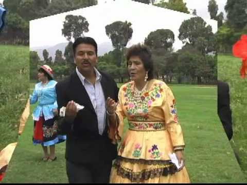 Estrellita de Pomabamba:  El Amor es de dos.  Primicia 2011.