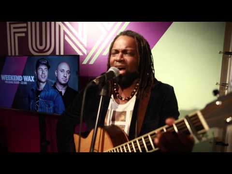 Slowjamify Sessions: Stanley Clementina zingt zwoele Watch Me (Whip/Nae Nae)