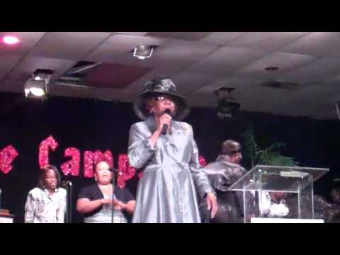 Appreciaton 7   Bishop Henry Porter, Elder Jackie Bowens 05 13 2011 012