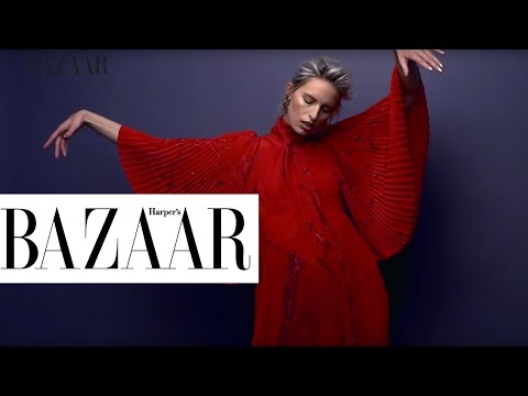 BAZAAR Cover Star | 超越維納斯的Karolina Kurkova thumnail