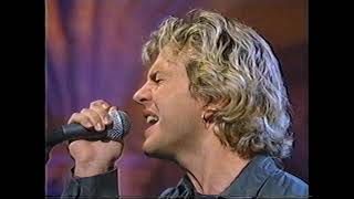 Pete Townshend &amp; Eddie Vedder - "Heart to Hang Onto" [Letterman 7/28/99]
