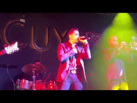 Una julio 70 en vivo