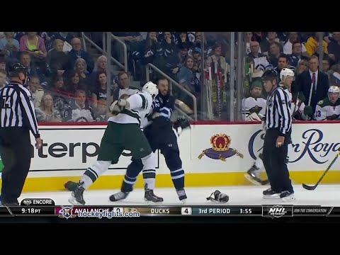 Stu Bickel vs Chris Thorburn Sep 22, 2014