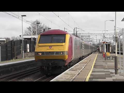 (HD) Railtours & Football specials galore in London - 14/4/12
