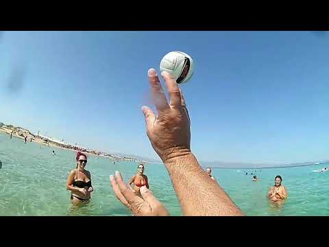 Slow motion beach volley
