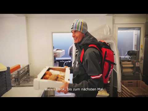 Julian Eberhard zu Besuch in der Kornspitz-Backstube