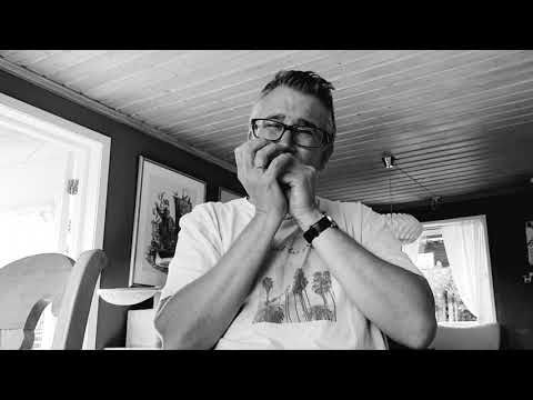 BLUES ON A POWERBENDER HARMONICA