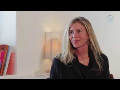 Yogalehrerin Helga Baumgartner über Yin Yoga | YogaMeHome.org