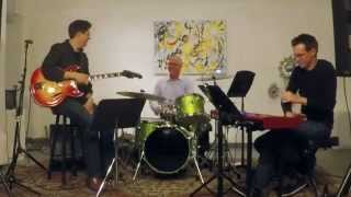 Mike Pinto Trio - The Trick Bag - Boss Guitar live
