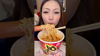 Download lagu HUNGRY IN THE MIDDLE OF THE NIGHT IN KOREA😭🇰🇷 mp3